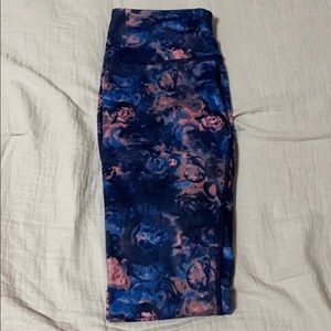 Lululemon Floral Blue Pink Wunder Unders